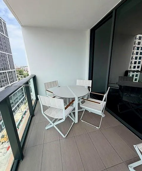 1600 NE 1st Ave #1009 — Photo 16