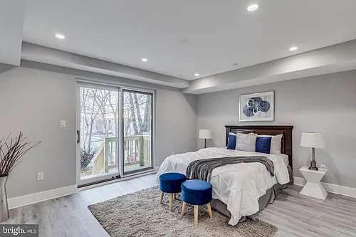 1709 H St NE #1 Photo 1
