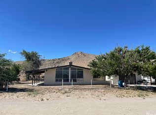 150 Bowman Ln, Yerington, NV 89447