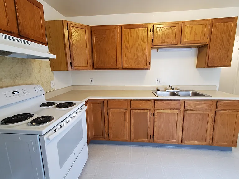 2 Allen St #2 — Photo 13