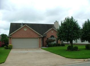 317 Savannah Dr, Jonesboro, AR 72404