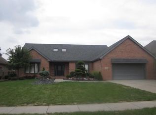 616 Anmarie Ct, Oregon, OH 43616