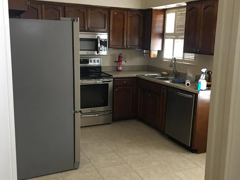 1165 N Tracy Ave — Photo 3