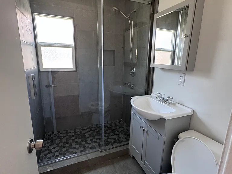 17738 Lanark St — Photo 6