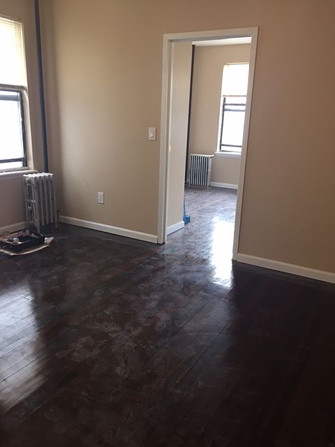 1st image of 2320 28th Ave #2R