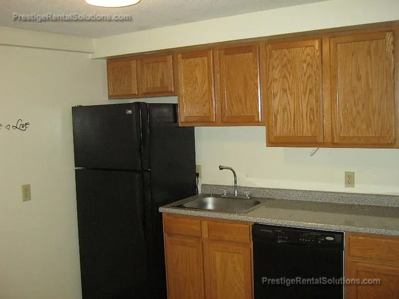 2 bed, 1.0 bath, 950 sqft, $2,000 — Photo 4