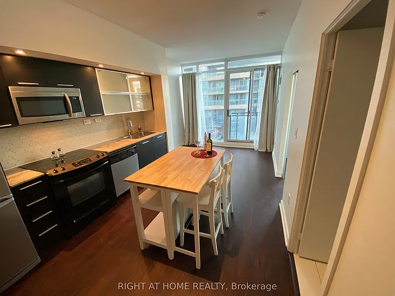 25 Capreol Ct #306 — Photo 2