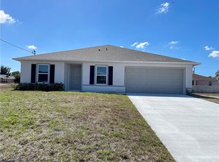 1704 NW 12th Ter, Cape Coral, FL 33993