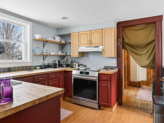 4th image of 4 Emerson Terrace