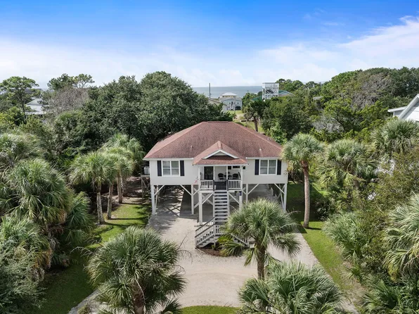 3106 Myrtle St, Edisto Island, SC 29438