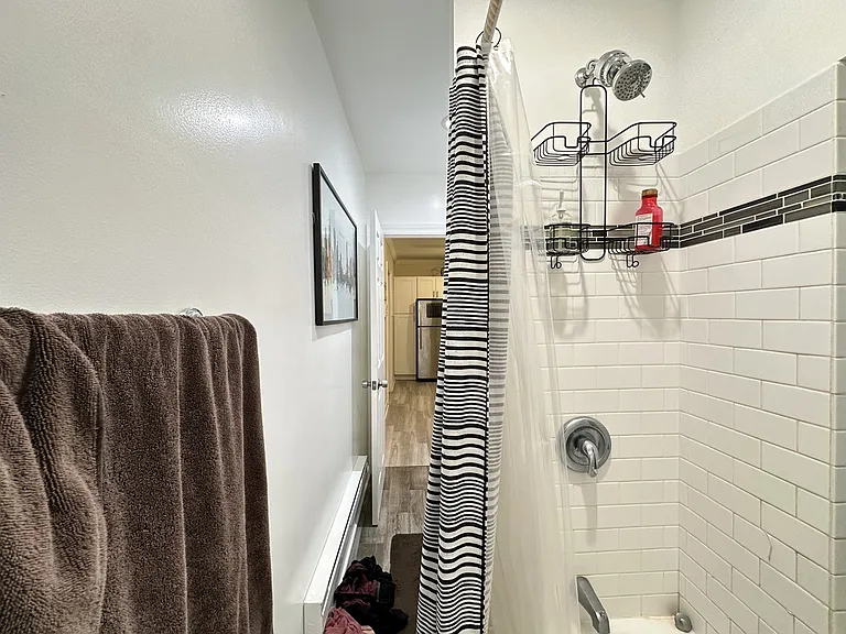 839 W Cornelia Ave #S2 — Photo 19