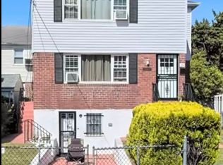 256-02 Francis Lewis Blvd #2, Rosedale, NY 11422