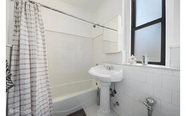 Sold by Douglas Elliman | media 12