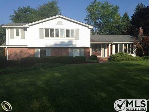 Thornbrier Exterior.jpg