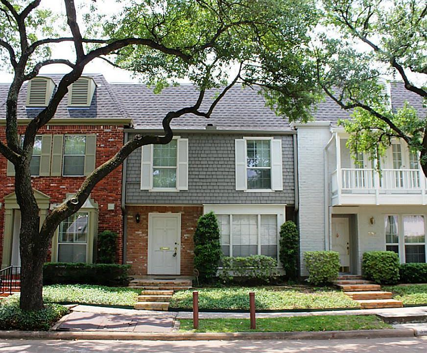 1st image of 395 N Post Oak Ln #395