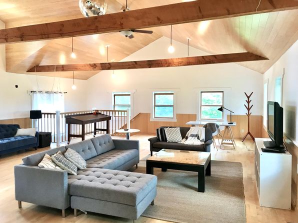 367 Viewmont Rd