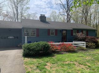 4 Fieldstone Rd, Brookfield, CT 06804