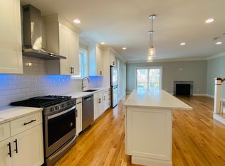 211 West St #211, Needham Heights, MA 02494