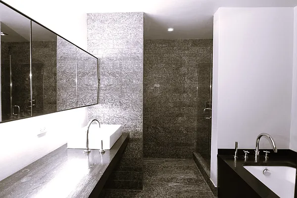 Rented by Oxford Property Group | media 18