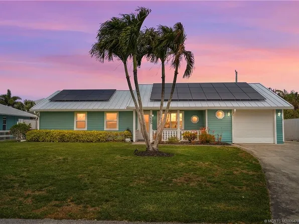 5605 SE Matousek St, Stuart, FL 34997