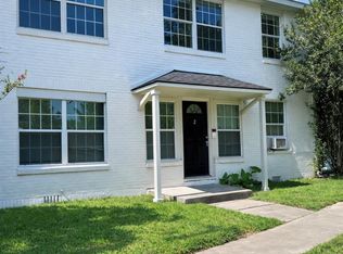 4202 Walker St, Houston, TX 77023