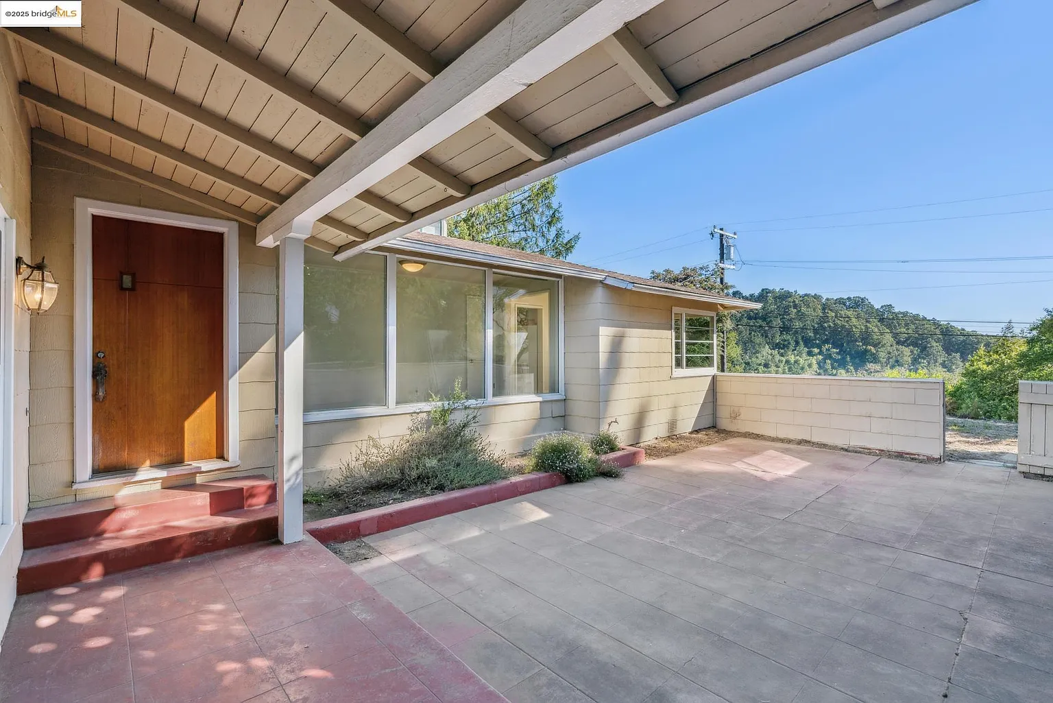 119 Villanova Dr photo 1