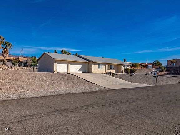 2nd image of 3409 Dolphin Dr