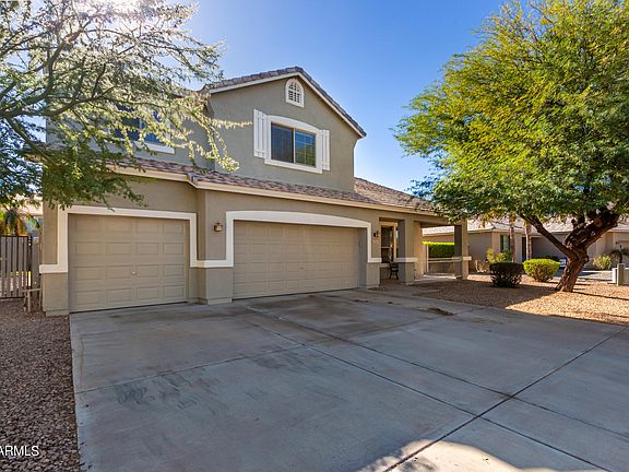 3rd image of 2881 E LINDRICK Drive