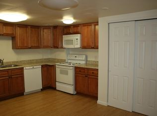 305 Fort Dr, O'Fallon, MO 63366