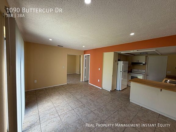 4th image of 1090 Buttercup Dr
