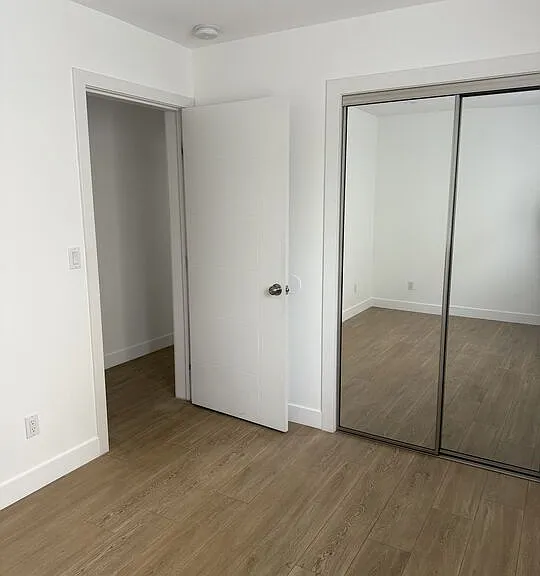 227 N Park View St #1/2 — Photo 11