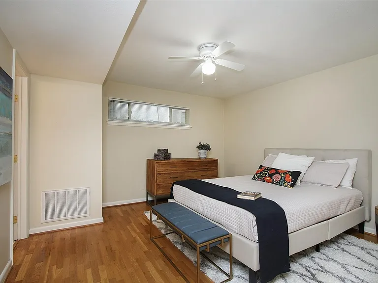 2208 Morse St #6 — Photo 15