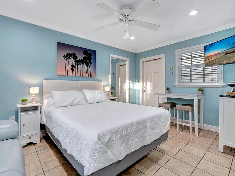 310 Gulfstream Dr — Photo 37