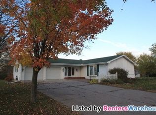 14598 310th St, Center City, MN 55012