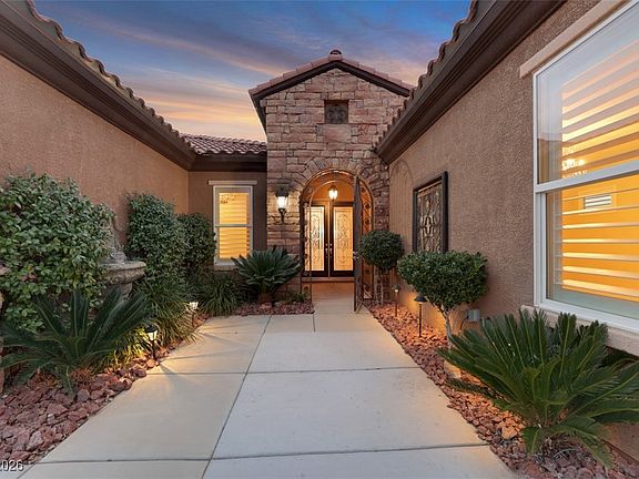 2nd image of 2175 Sandstone Cliffs Dr