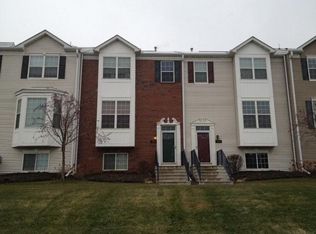 1690 Riverside Dr, Shakopee, MN 55379