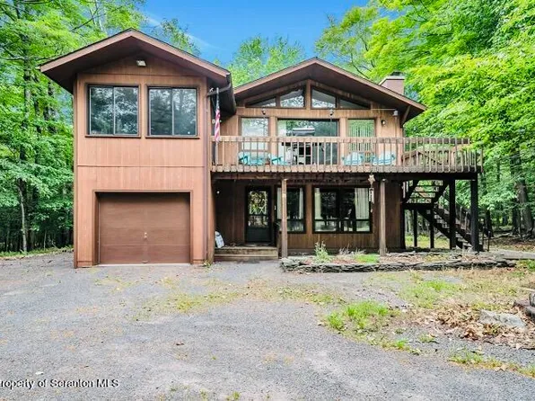 75 Lc Larsen Dr, Gouldsboro, PA 18424