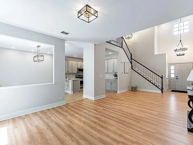 307 Abington Woods Dr — Photo 8