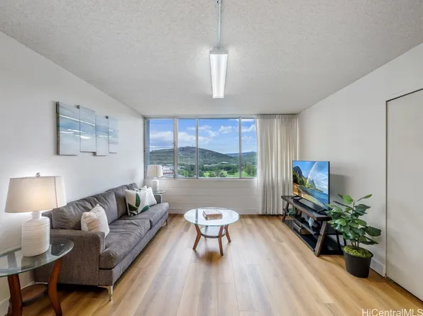 5210 Likini St APT 1005, Honolulu, HI 96818