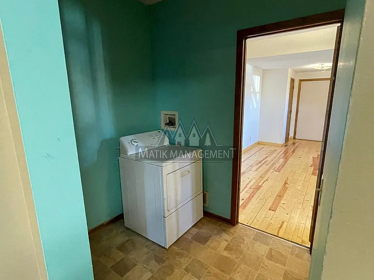316 W Chestnut St #LOWER — Photo 8