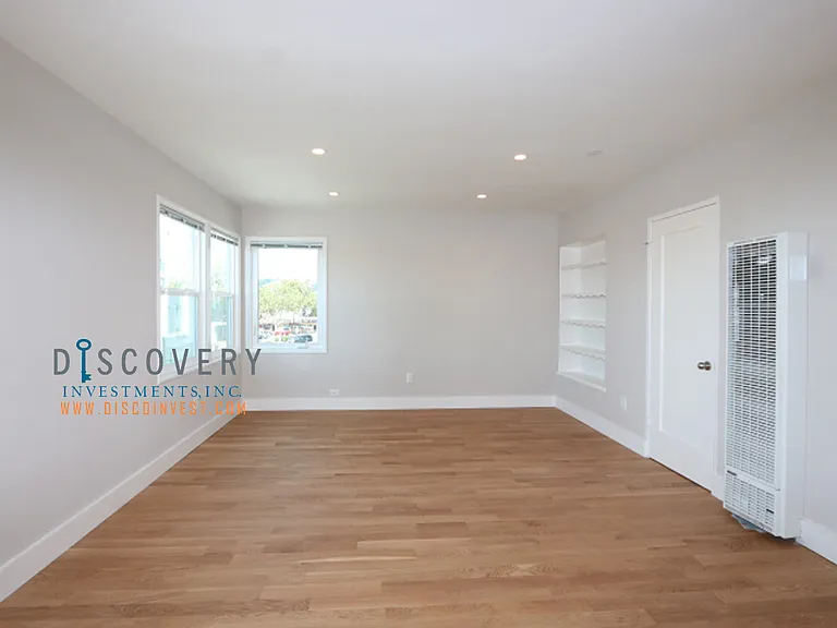 Belleview Dr. 185 — Photo 4
