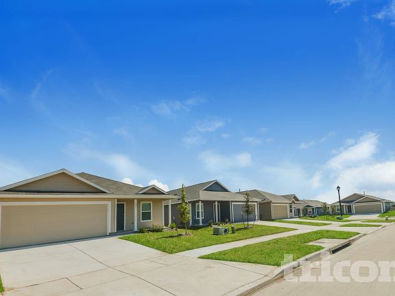 5th image of 2411 Carlow Ln