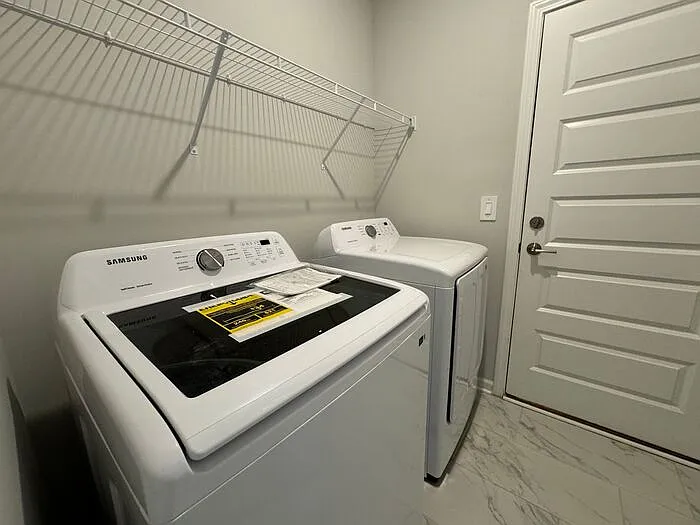 15589 Ruthie Lynn Dr — Photo 28