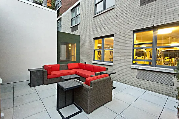 Rented by Keller Williams NYC | media 18