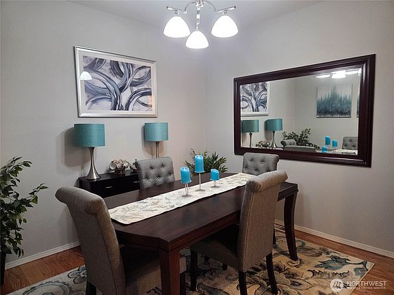 5th image of 4714 Fairwood Boulevard NE #701