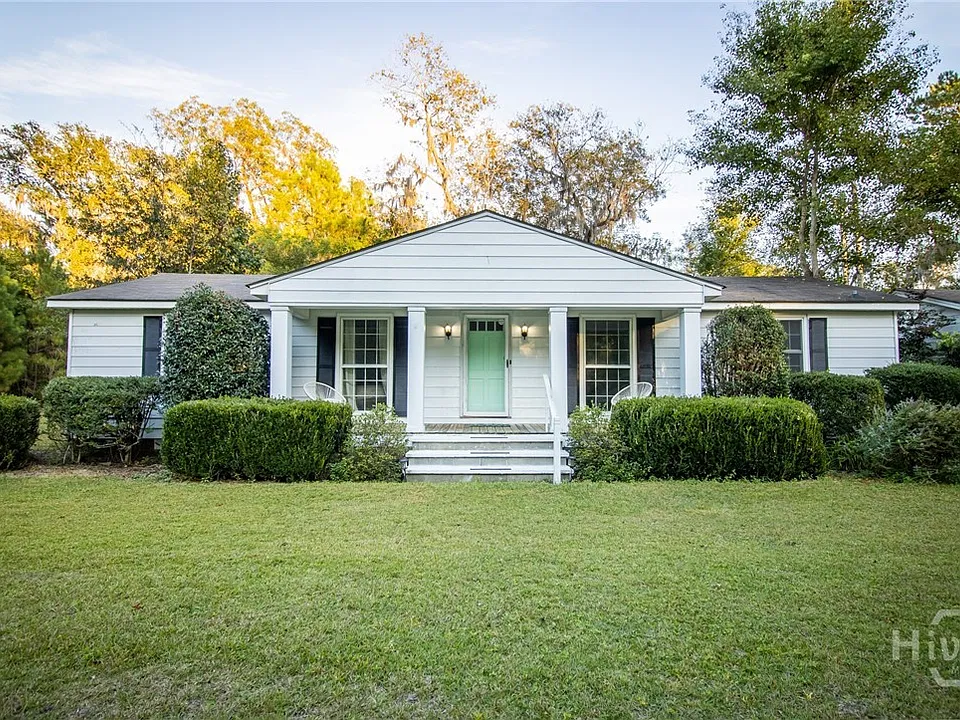 240 Adams Rd