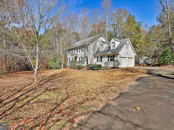 3rd image of 2246 Concord Rd