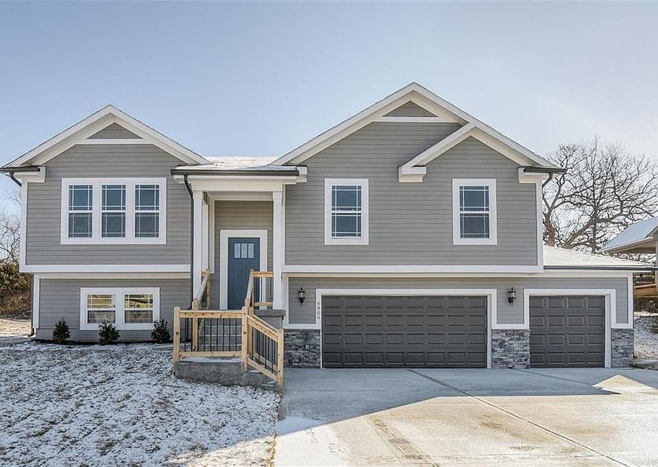 1st image of 12308 E 89th Ter