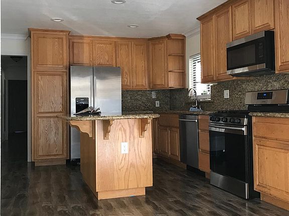 5th image of 10102 Melody Park Dr
