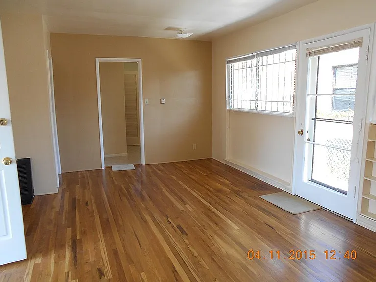 540 Diamond St — Photo 8